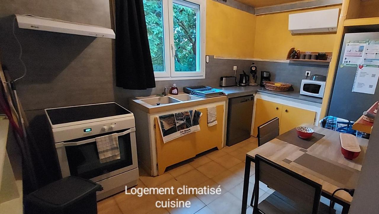 Le Barcares Logement Climatise Pour 6 Personnes, Draps Et Serviettes Non Fournis Air-Conditioned Accommodation For 6 People, Sheets And Towels Not Provided Alojamiento Con Aire Acondicionado Para 6 Personas, Sabanas Y Toallas No Incluidas ภายนอก รูปภาพ