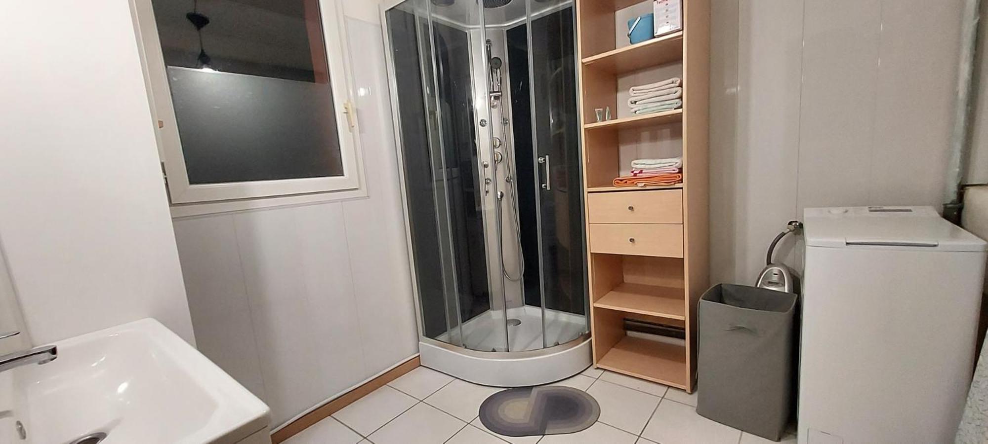 Le Barcares Logement Climatise Pour 6 Personnes, Draps Et Serviettes Non Fournis Air-Conditioned Accommodation For 6 People, Sheets And Towels Not Provided Alojamiento Con Aire Acondicionado Para 6 Personas, Sabanas Y Toallas No Incluidas ภายนอก รูปภาพ