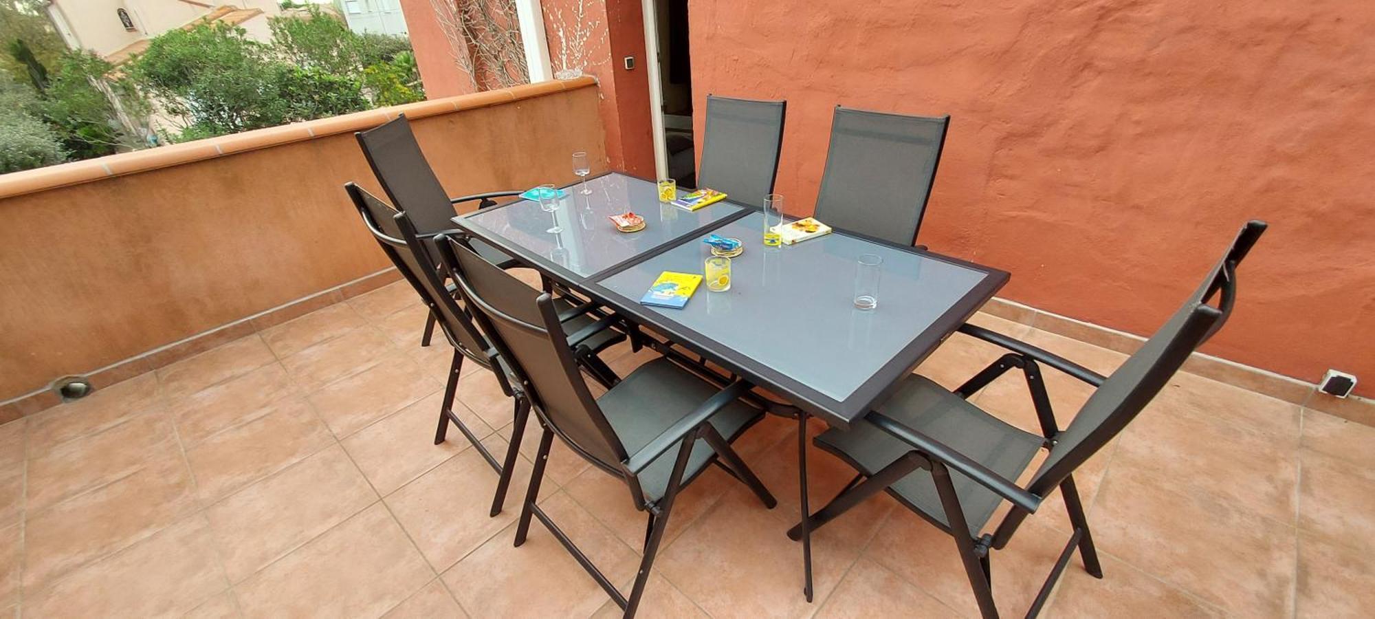 Le Barcares Logement Climatise Pour 6 Personnes, Draps Et Serviettes Non Fournis Air-Conditioned Accommodation For 6 People, Sheets And Towels Not Provided Alojamiento Con Aire Acondicionado Para 6 Personas, Sabanas Y Toallas No Incluidas ภายนอก รูปภาพ
