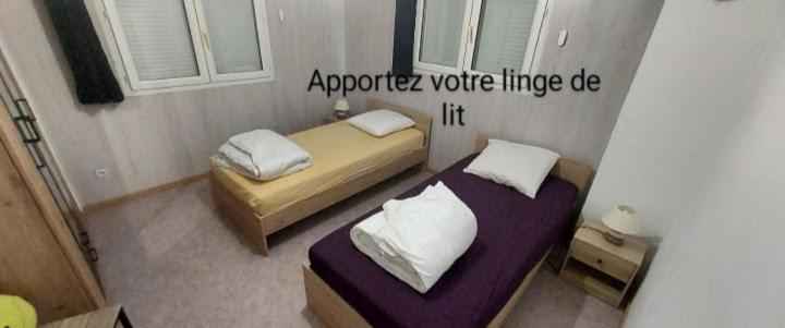 Le Barcares Logement Climatise Pour 6 Personnes, Draps Et Serviettes Non Fournis Air-Conditioned Accommodation For 6 People, Sheets And Towels Not Provided Alojamiento Con Aire Acondicionado Para 6 Personas, Sabanas Y Toallas No Incluidas ภายนอก รูปภาพ